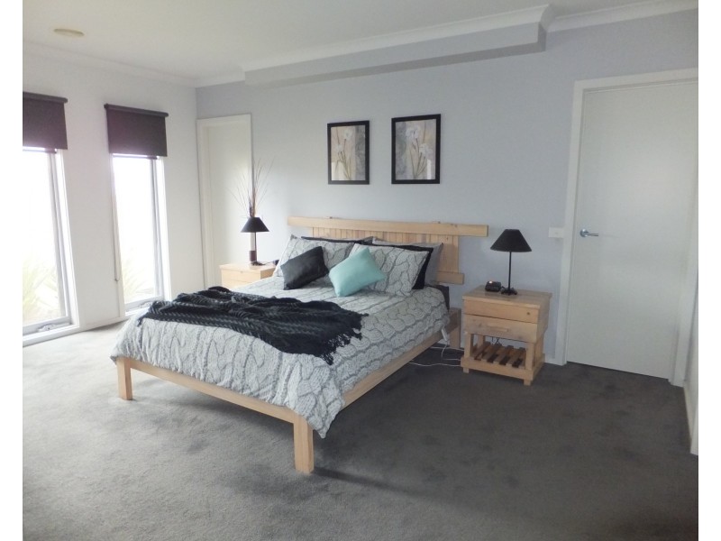 51 Flinns Rd, Bairnsdale VIC 3875