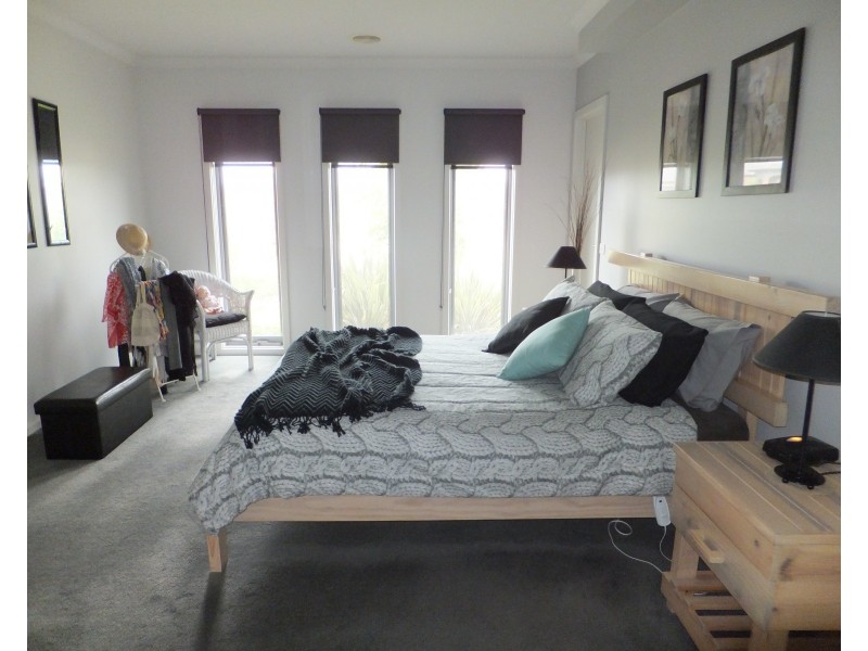 51 Flinns Rd, Bairnsdale VIC 3875