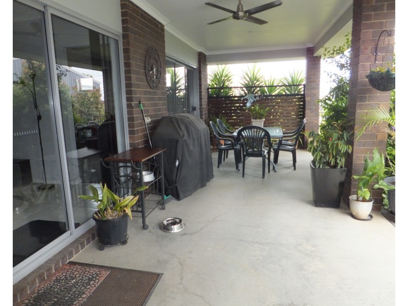 51 Flinns Rd, Bairnsdale VIC 3875