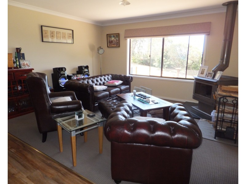 90 Lake Bunga Beach Rd, Lake Bunga VIC 3909