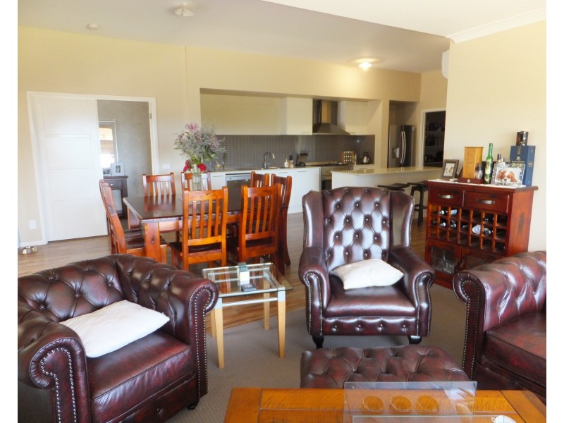 90 Lake Bunga Beach Rd, Lake Bunga VIC 3909