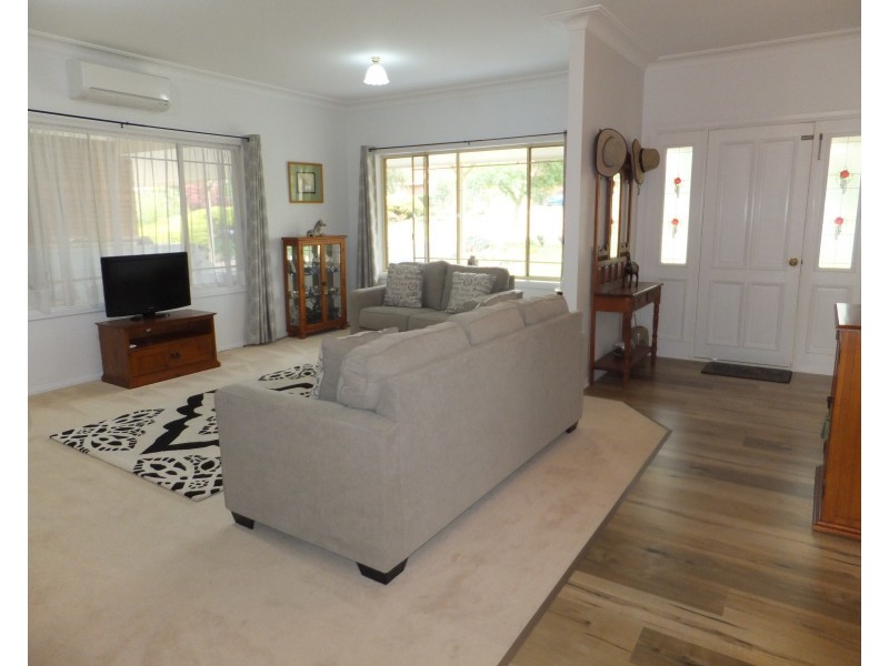 5 Nicole Court, Bairnsdale VIC 3875