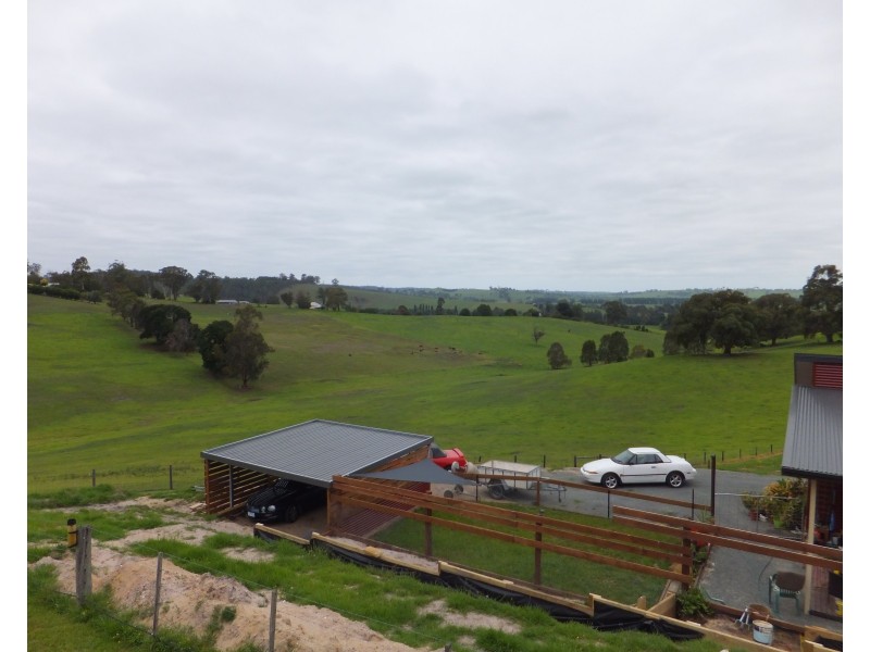 70 Great Alpine Rd, Bruthen VIC 3885