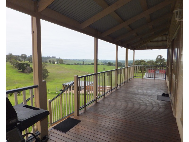 70 Great Alpine Rd, Bruthen VIC 3885