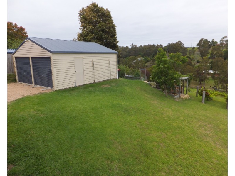 70 Great Alpine Rd, Bruthen VIC 3885