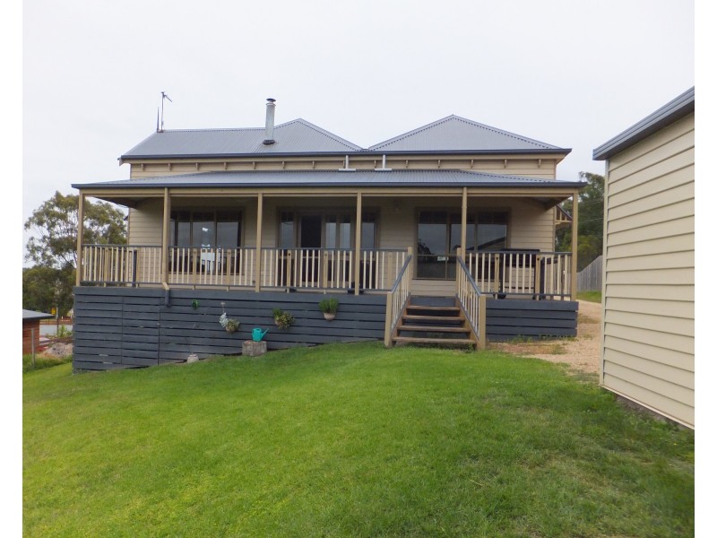 70 Great Alpine Rd, Bruthen VIC 3885