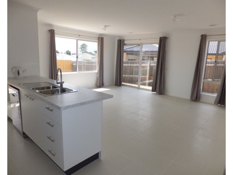 83 Timbarra Drive, Bairnsdale VIC 3875