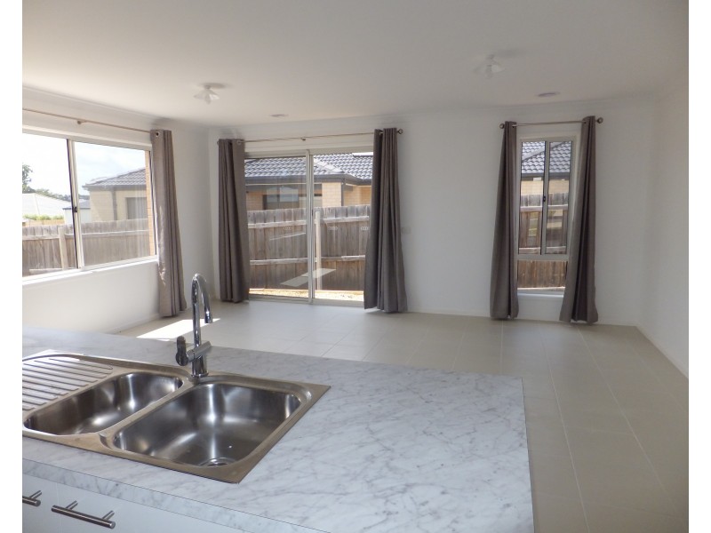 83 Timbarra Drive, Bairnsdale VIC 3875