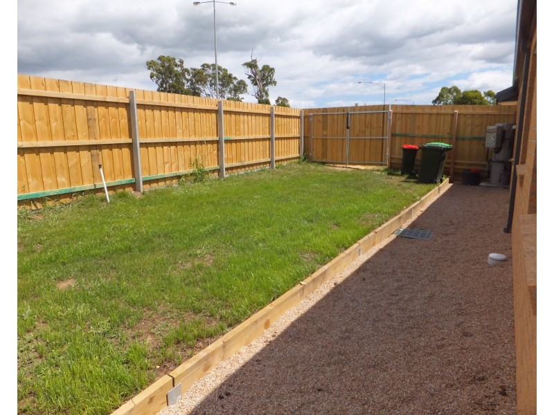 83 Timbarra Drive, Bairnsdale VIC 3875