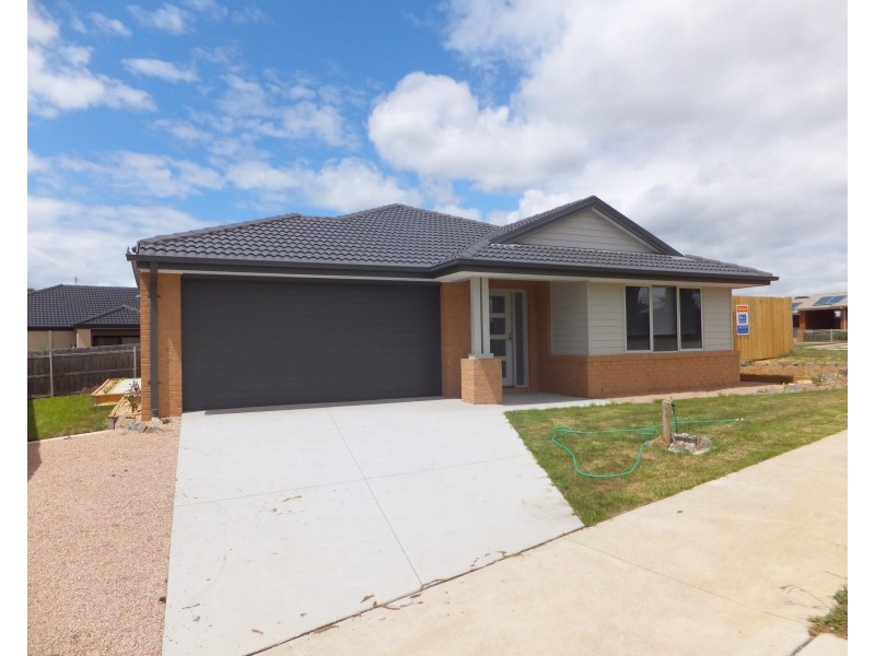 83 Timbarra Drive, Bairnsdale VIC 3875