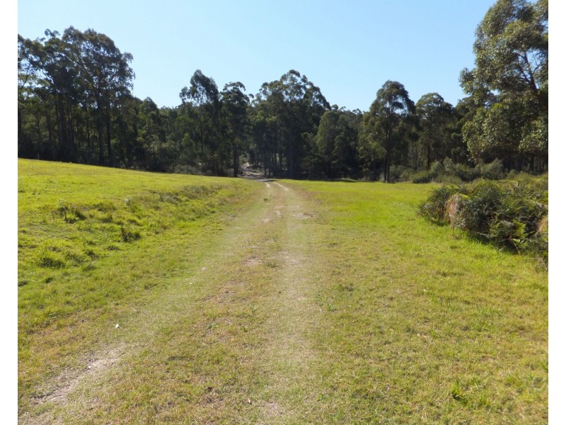 94 Eleven Mile Rd, Sarsfield VIC 3875