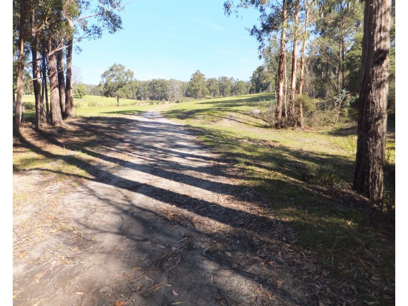 94 Eleven Mile Rd, Sarsfield VIC 3875