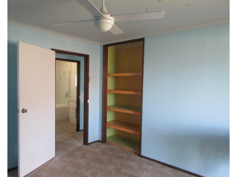 13 Wy Yung Hts, Wy Yung VIC 3875