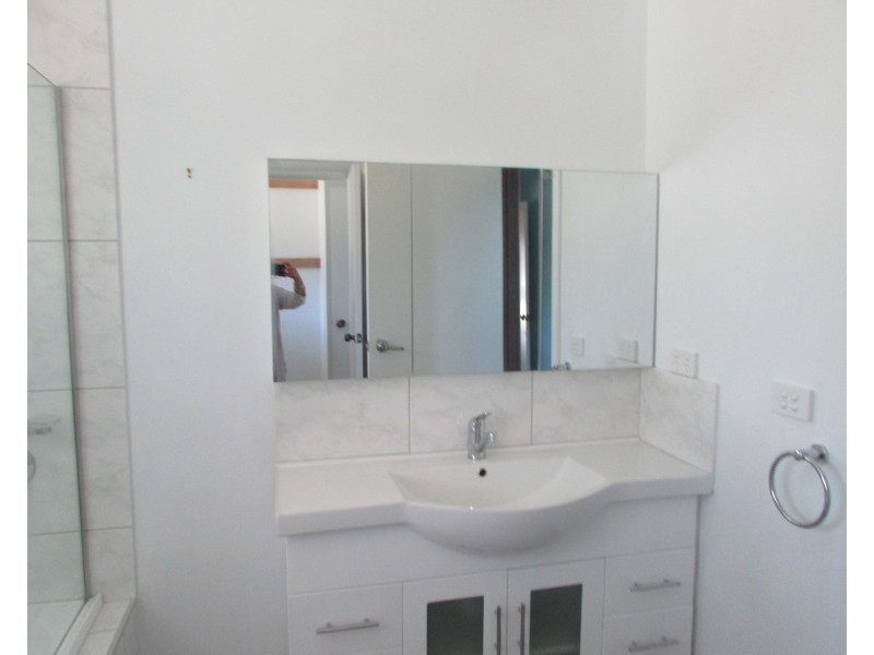 13 Wy Yung Hts, Wy Yung VIC 3875