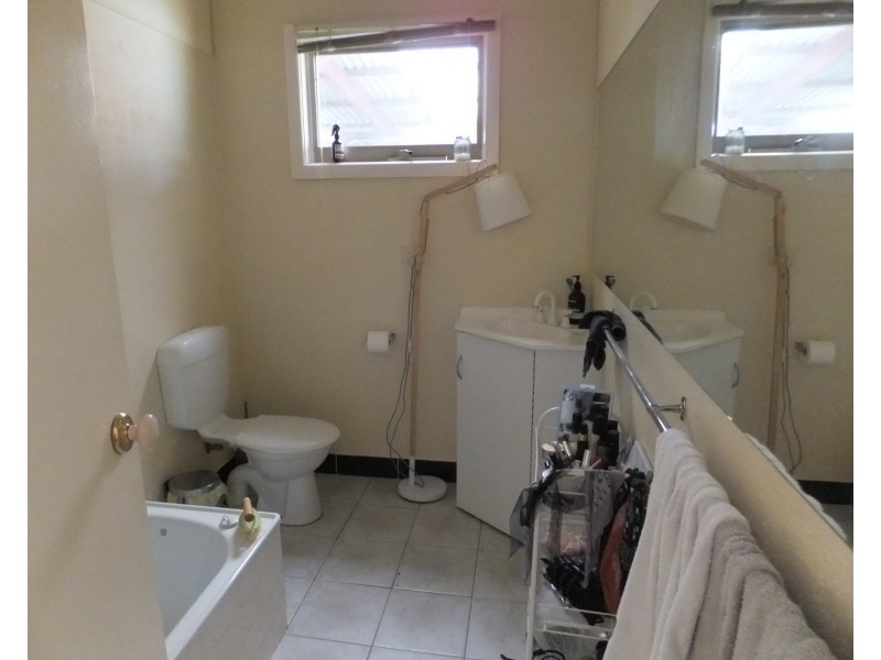 2/56 Dawson St, Bairnsdale VIC 3875