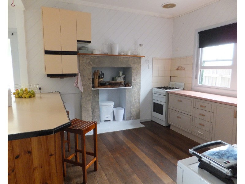 96 Stanley St, Orbost VIC 3888