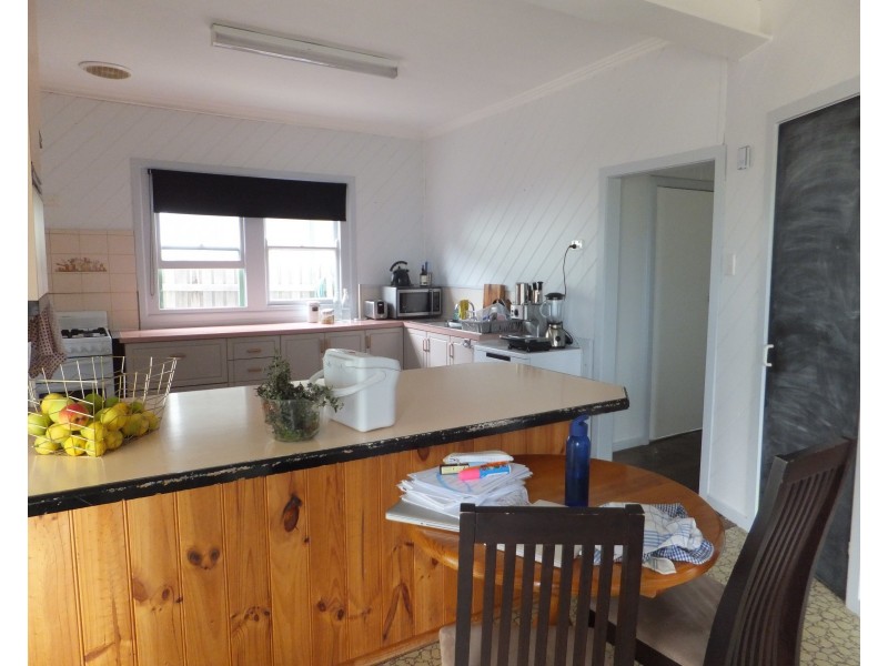 96 Stanley St, Orbost VIC 3888
