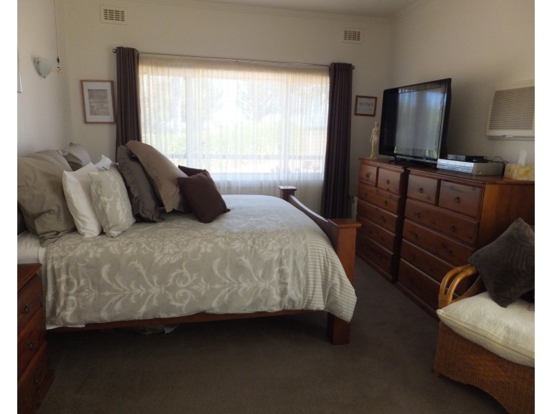 206 Kettles Lane, Johnsonville VIC 3902