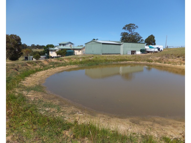 206 Kettles Lane, Johnsonville VIC 3902