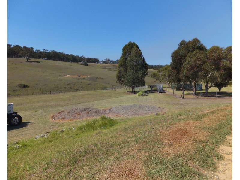 206 Kettles Lane, Johnsonville VIC 3902