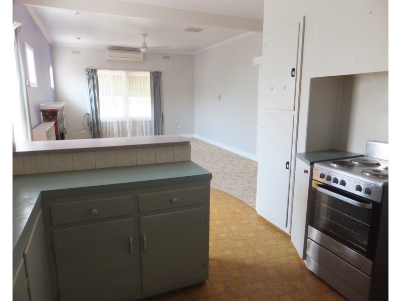 40 Day St, Bairnsdale VIC 3875