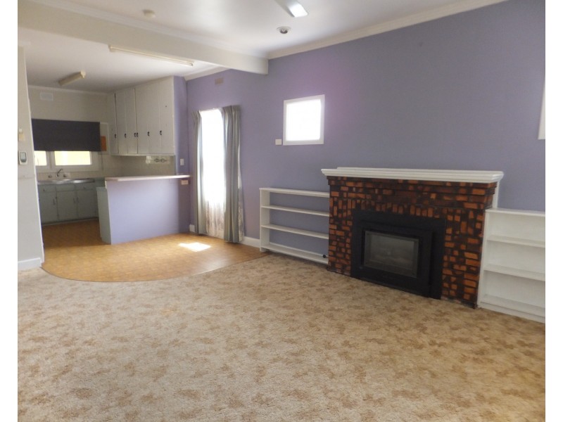 40 Day St, Bairnsdale VIC 3875