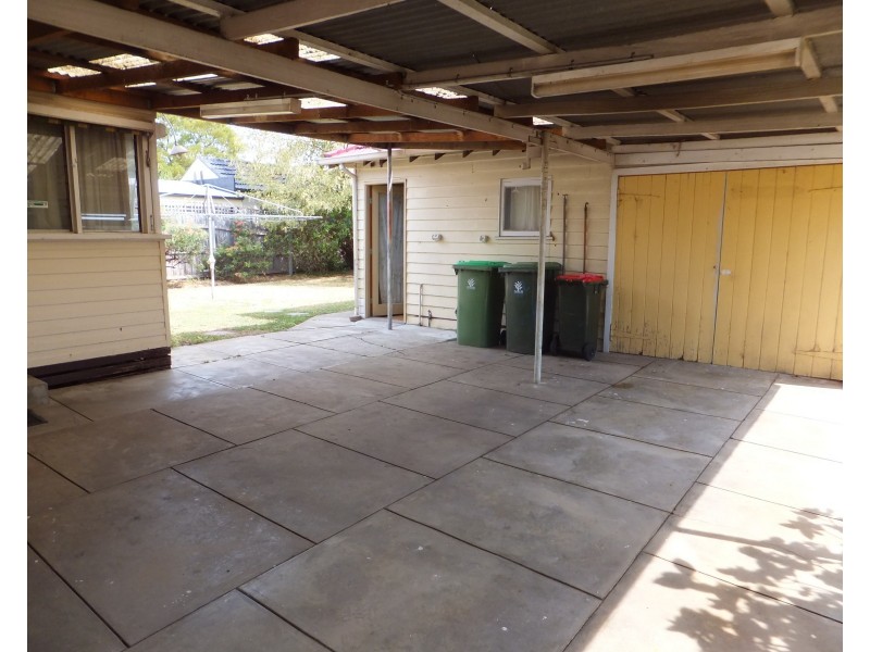 40 Day St, Bairnsdale VIC 3875