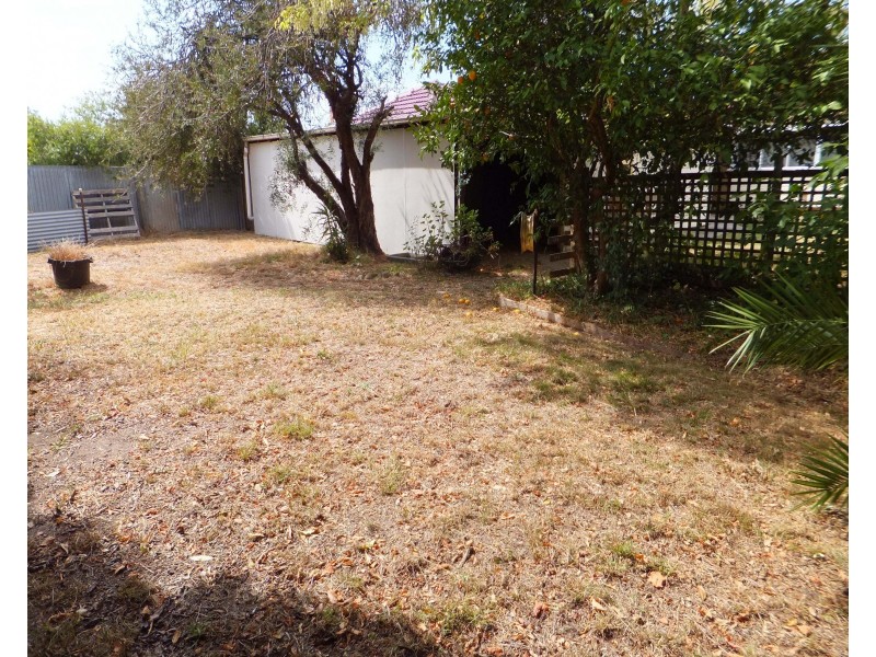 40 Day St, Bairnsdale VIC 3875