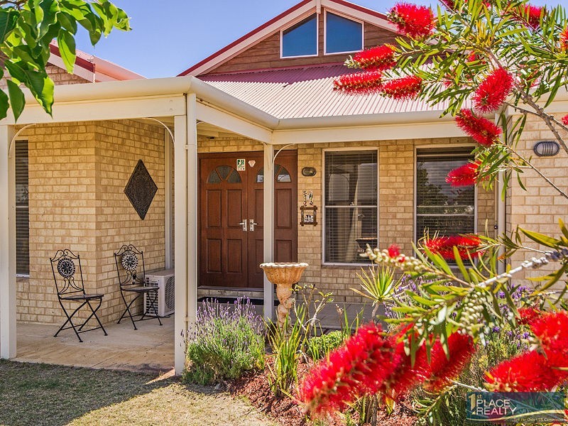 31 Teague Way, Lakelands WA 6180