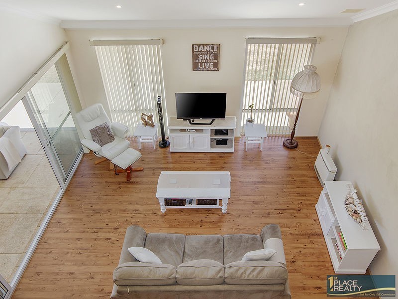 31 Teague Way, Lakelands WA 6180