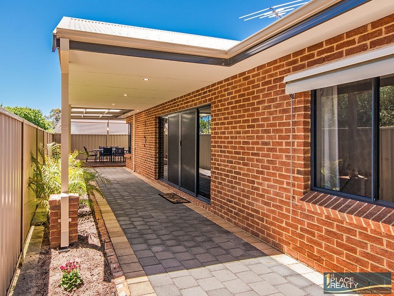 17A Watts Road, Shoalwater WA 6169