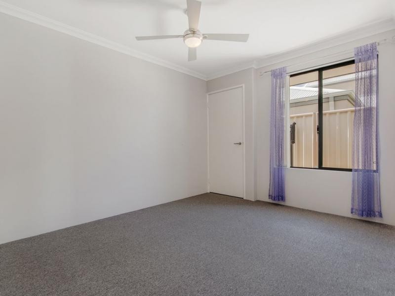 8 Dillon Way, Secret Harbour WA 6173