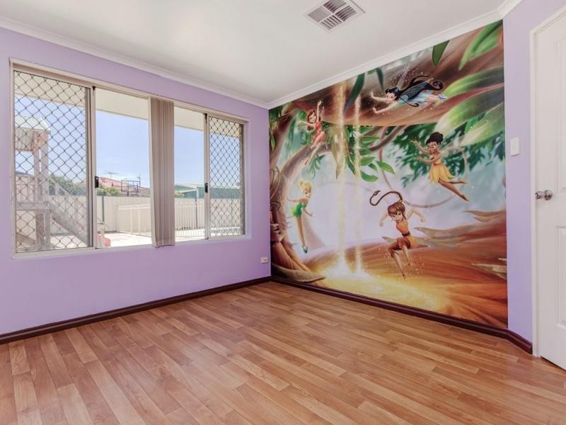 16 Vancouver Circle, Waikiki WA 6169