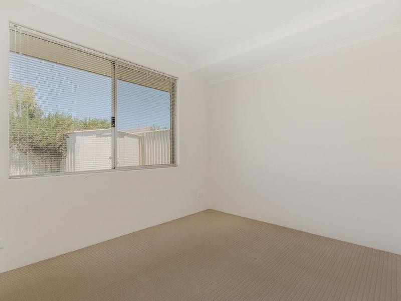 5 Woorabinda Rise, Lakelands WA 6180