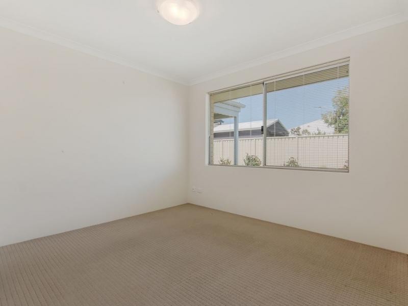 5 Woorabinda Rise, Lakelands WA 6180