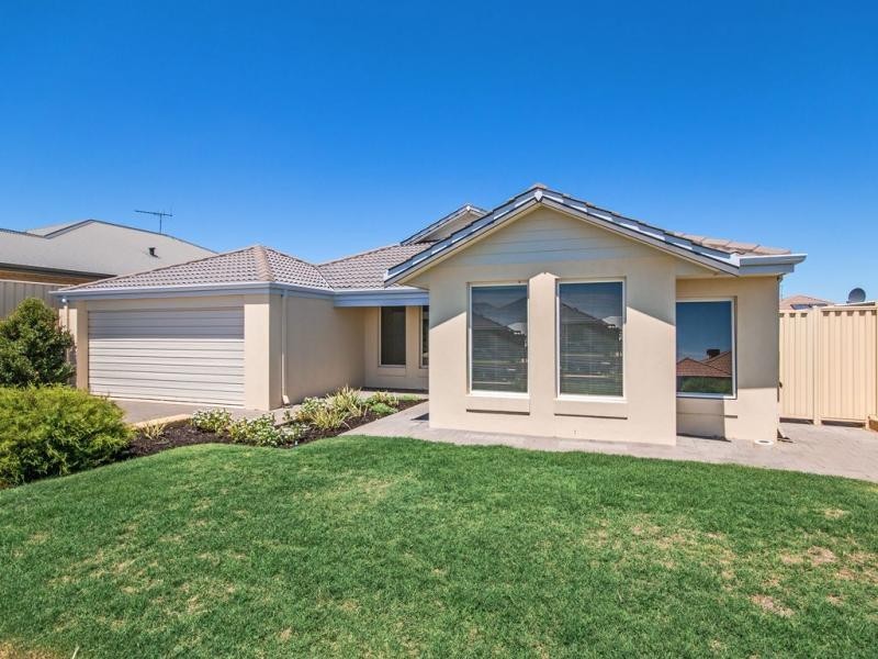 5 Woorabinda Rise, Lakelands WA 6180
