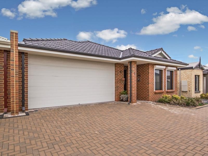 7/16 Westlinton Circle, Waikiki WA 6169