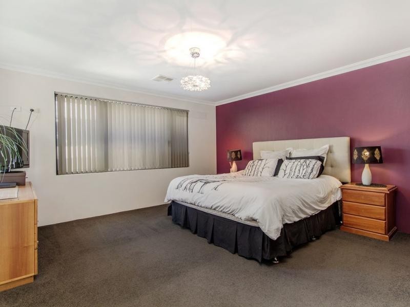 23 Newbridge Street, Meadow Springs WA 6210