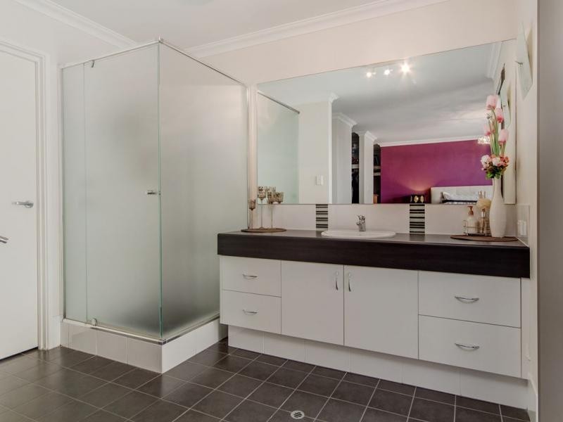 23 Newbridge Street, Meadow Springs WA 6210