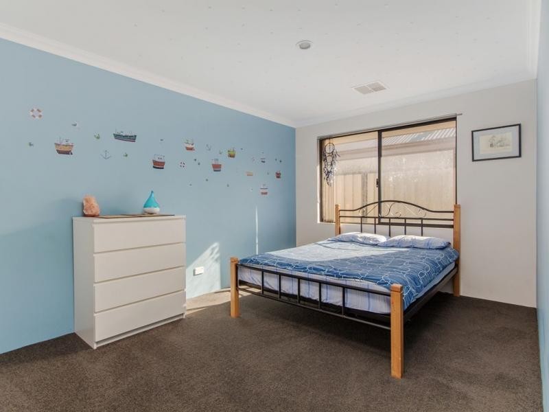23 Newbridge Street, Meadow Springs WA 6210
