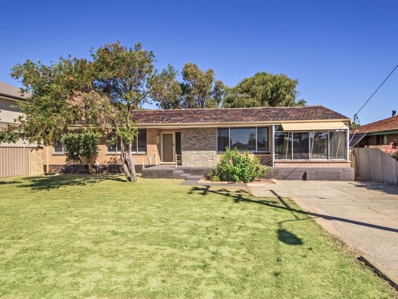 11 Madora Beach Road, Madora Bay WA 6210