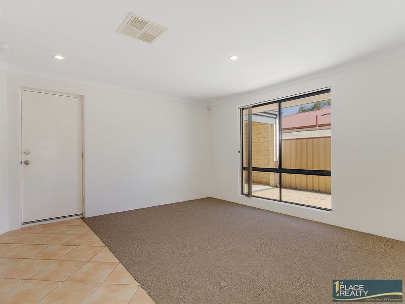 36 Pentland Crescent, Dudley Park WA 6210