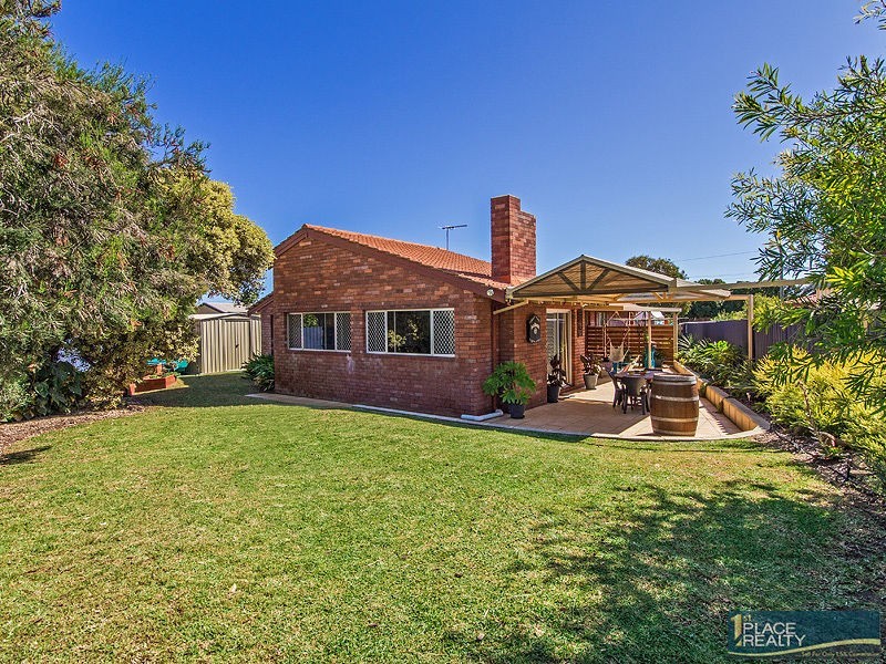 63 Elswick Street, Safety Bay WA 6169