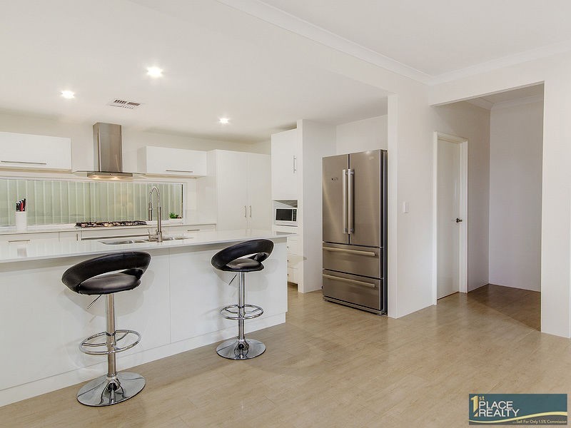 12 White Hart Lane, Baldivis WA 6171