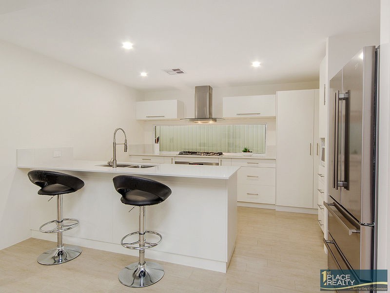 12 White Hart Lane, Baldivis WA 6171