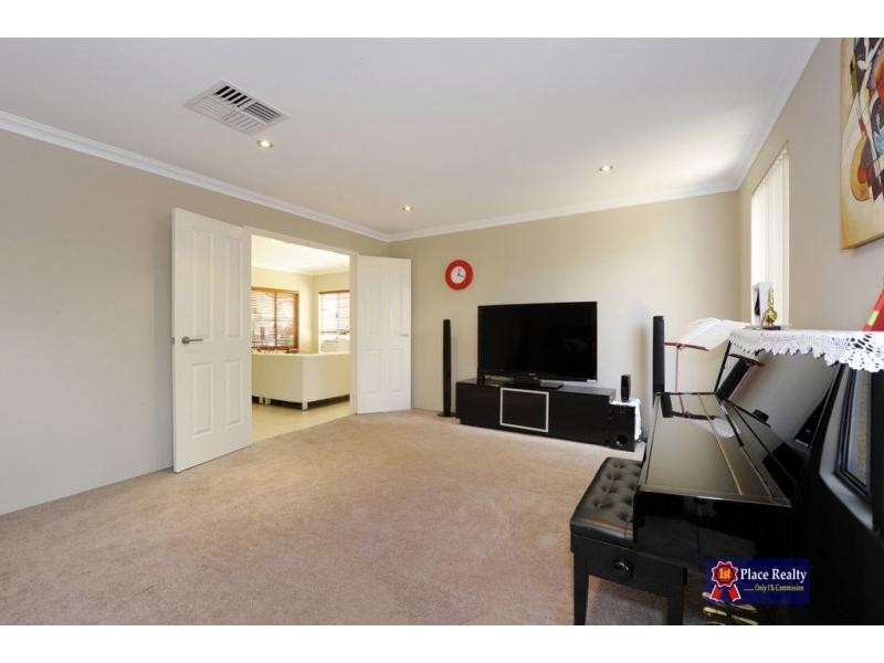 Aubin Grove WA 6164