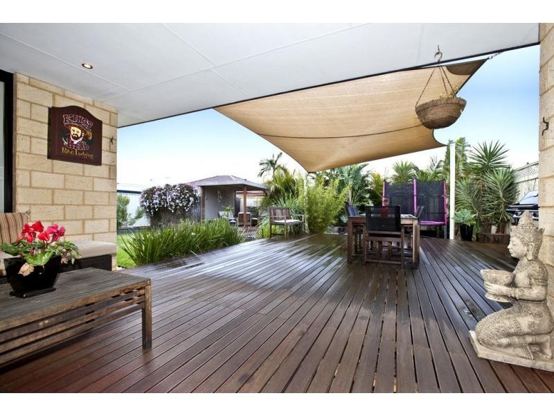 Seville Grove WA 6112