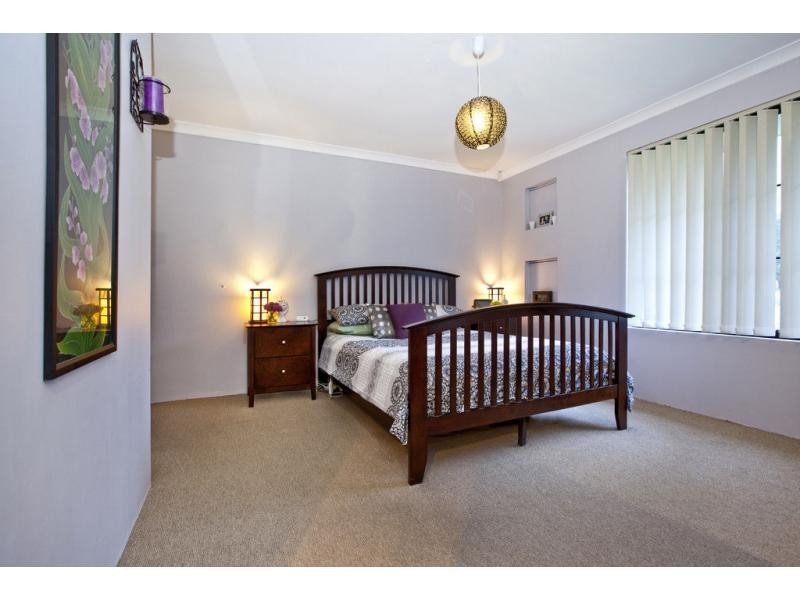 Seville Grove WA 6112