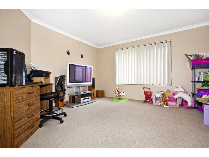 Seville Grove WA 6112