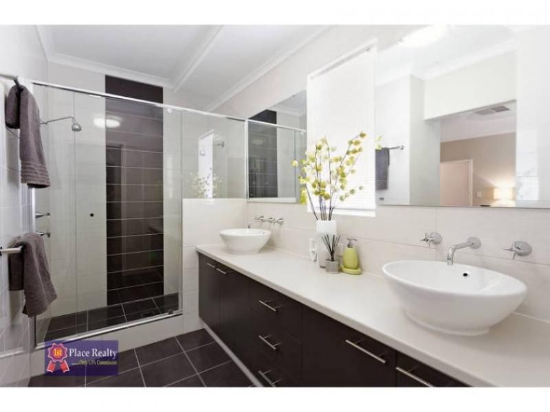 Piara Waters WA 6112
